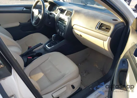 2013 Volkswagen Jetta 2.0L Tdi z USA, uszkodzony, nr VIN 3VWLL7AJ7DM277085